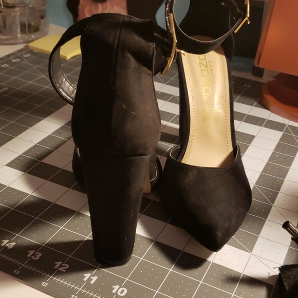 Black Block Heels - Picture 3 of 5